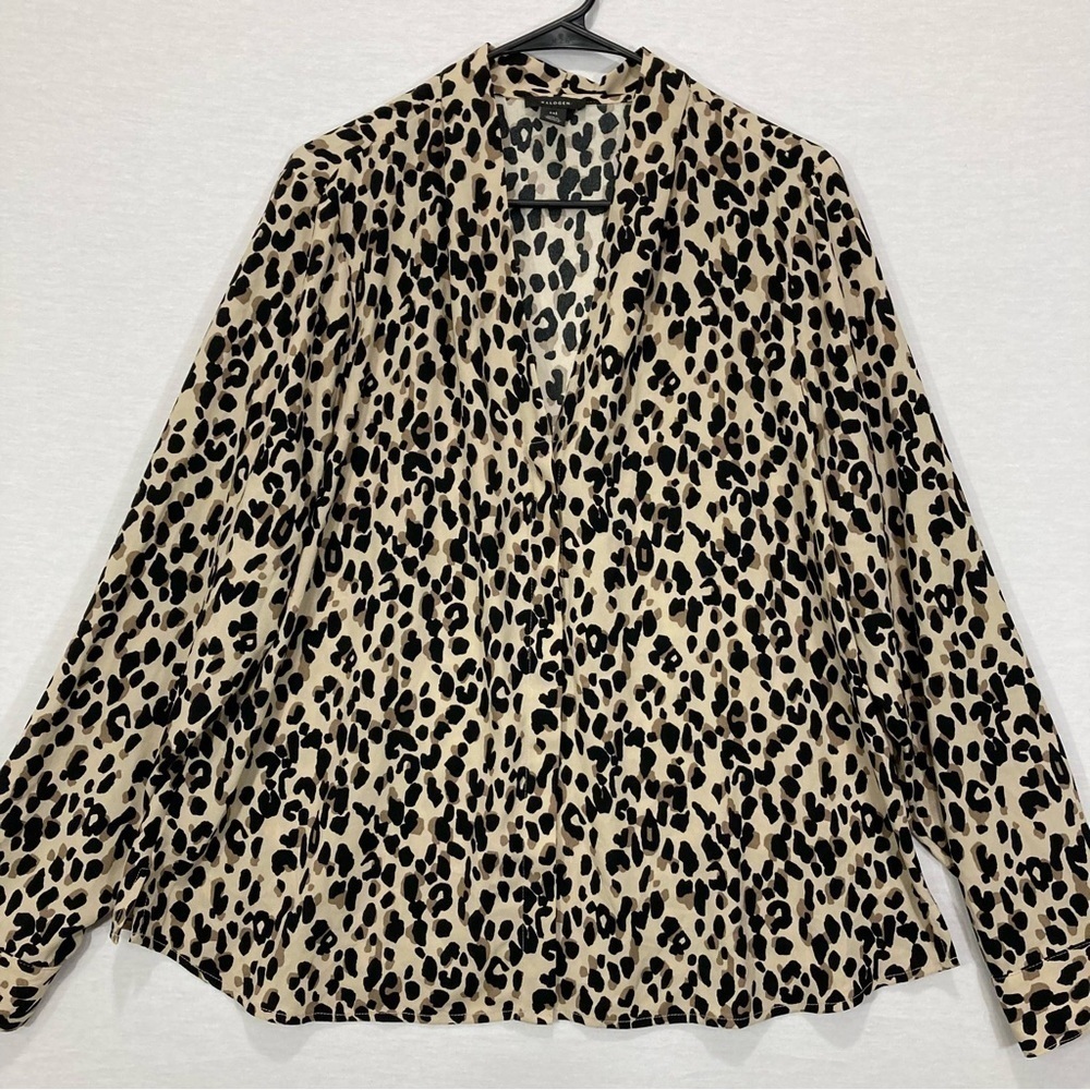 Halogen Leopard‎ V-Neck Long Sleeve Button Down size XXL